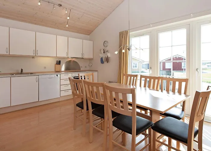 6 Person On A In * Gråsten